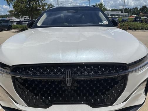 2024 Lincoln Nautilus Black Label