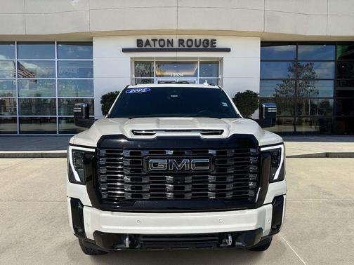 White Frost Tri-Coat 2025 GMC Sierra 3500 Denali Ultimate