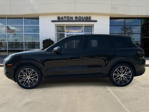 2024 Porsche Cayenne Base