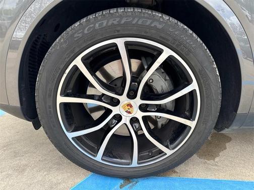 2021 Porsche Cayenne S Coupe AWD