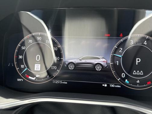 2025 Jaguar F-PACE P250 R-Dynamic S