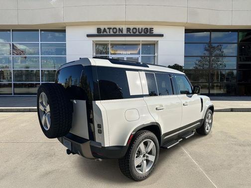 2026 Land Rover Defender S