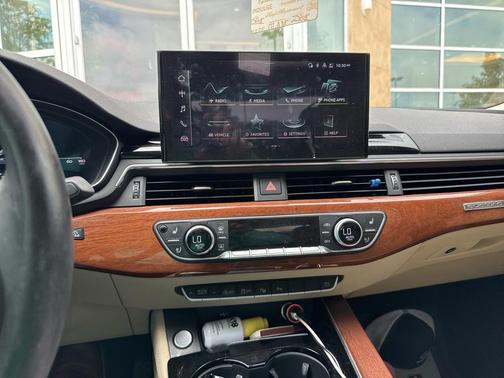 2022 Audi A4 40 Prestige