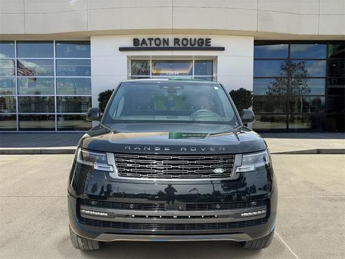 2025 Land Rover Range Rover P400 SE 7 Seat