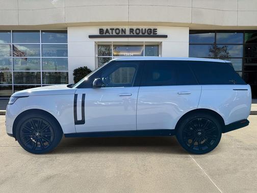 2025 Land Rover Range Rover P400 SE