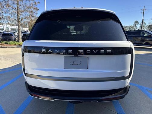 2026 Land Rover Range Rover SE