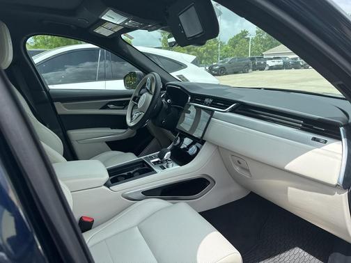 2025 Jaguar F-PACE P250 R-Dynamic S