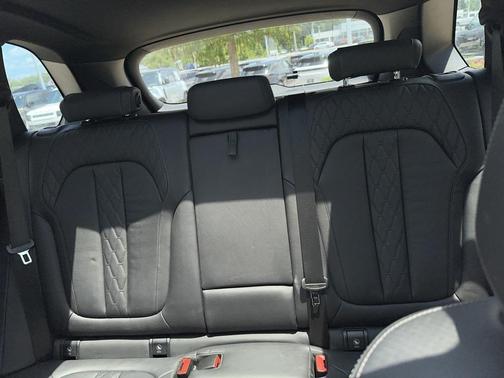 2020 BMW X5 M50i