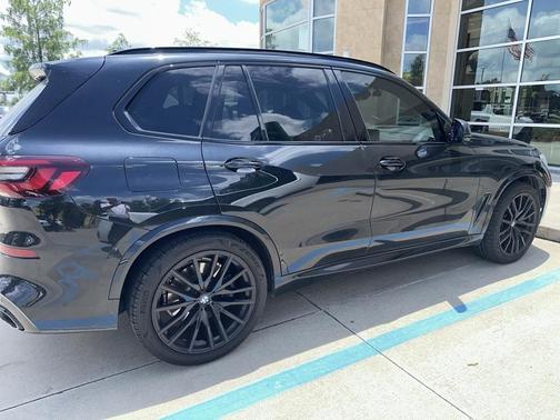 2020 BMW X5 M50i