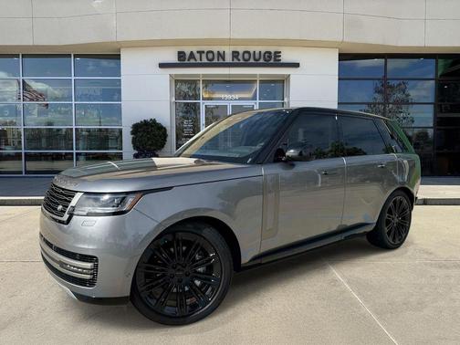 Eiger Grey 2026 Land Rover Range Rover P400 SE
