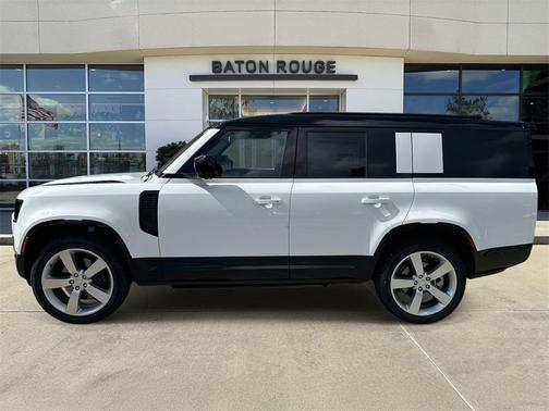2025 Land Rover Defender P400 X-Dynamic SE