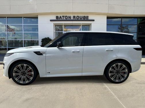 Ostuni Pearl White 2026 Land Rover Range Rover Sport P530 Dynamic SE
