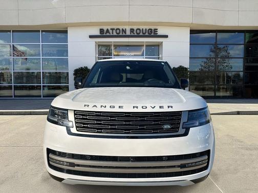 2026 Land Rover Range Rover P400 SE