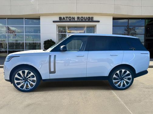 2026 Land Rover Range Rover P400 SE