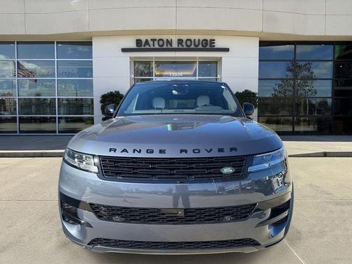 2026 Land Rover Range Rover Sport SE