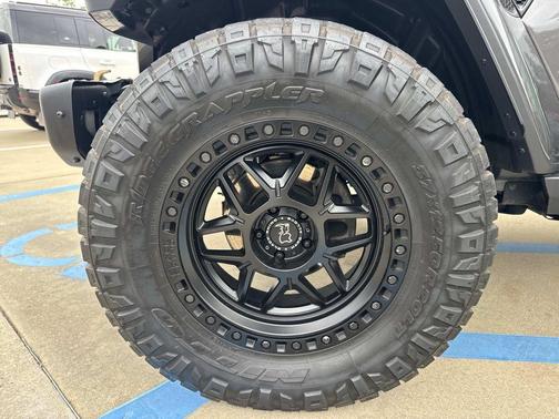 Granite Crystal Clearcoat Metallic 2021 Jeep Wrangler Unlimited Rubicon 392