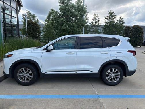 Quartz White 2019 Hyundai SANTA FE 2.4 SE