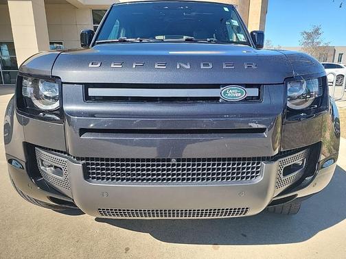 2024 Land Rover Defender P525 V8