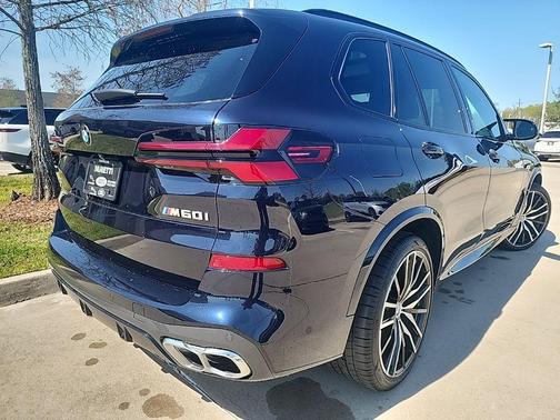 2025 BMW X5 M60i
