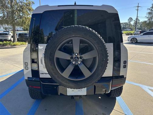 2026 Land Rover Defender S