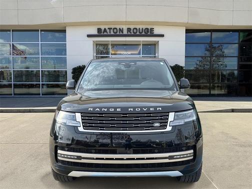 2025 Land Rover Range Rover P550e SE