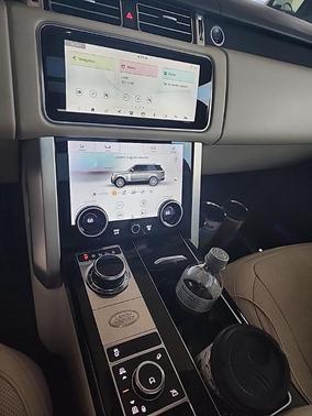 2022 Land Rover Range Rover P525 HSE Westminster