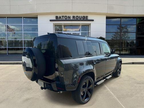 Carpathian Grey 2026 Land Rover Defender P400 X-Dynamic SE