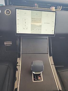 2024 Land Rover Range Rover Evoque Dynamic SE