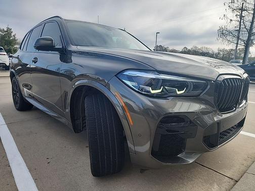 2022 BMW X5 M50i