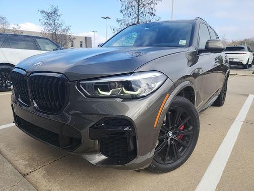 2022 BMW X5 M50i