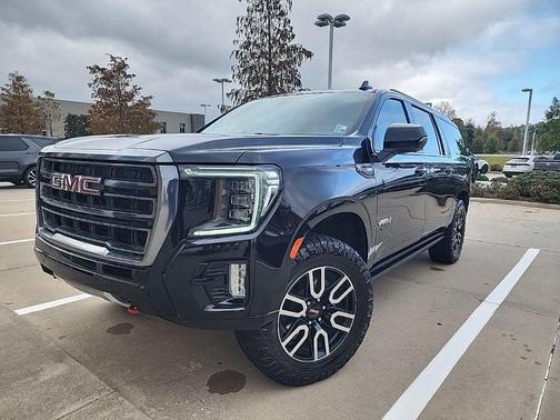 2022 GMC Yukon XL AT4
