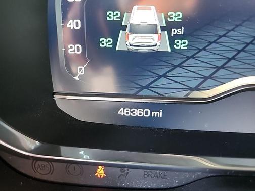 2022 GMC Yukon XL AT4