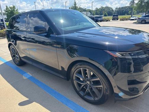 Santorini Black 2024 Land Rover Range Rover Sport SE