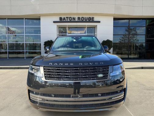 2025 Land Rover Range Rover P530 SE