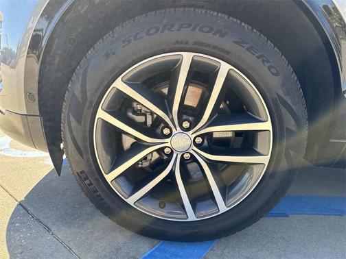 2025 Land Rover Discovery Sport Dynamic SE