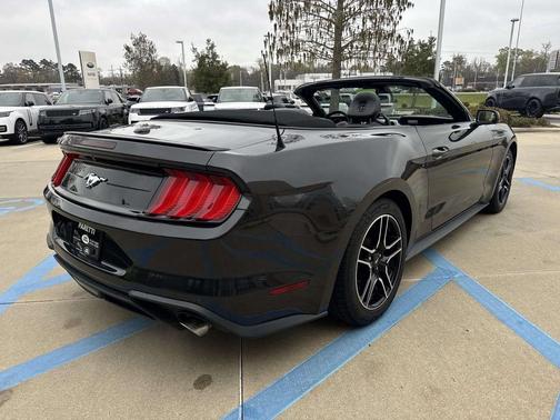 2022 Ford Mustang EcoBoost Premium