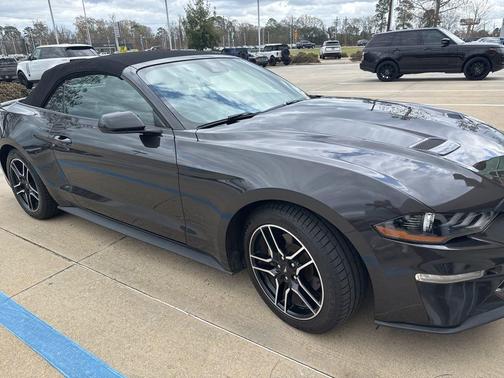 2022 Ford Mustang EcoBoost Premium