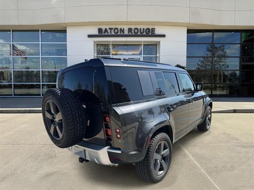 2025 Land Rover Defender P300