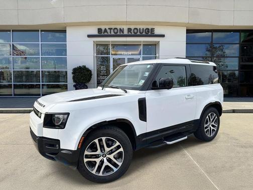 2024 Land Rover Defender P400 X-Dynamic SE