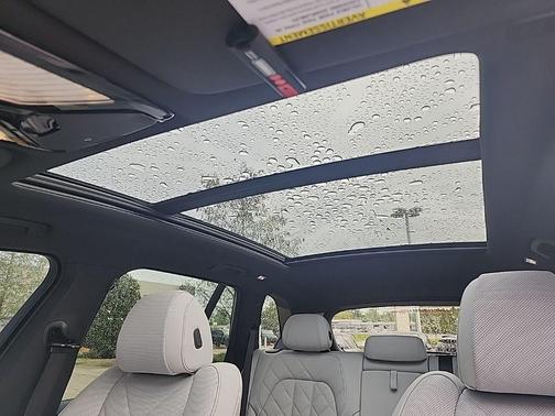 Black Sapphire Metallic 2024 BMW X5 sDrive40i