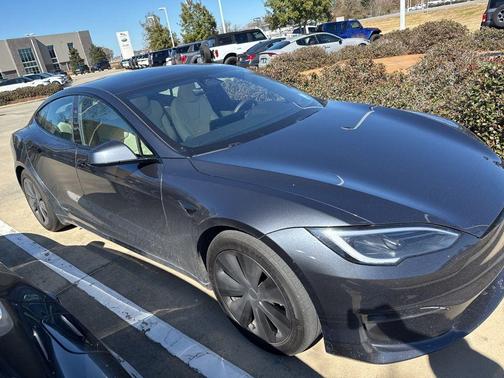 2024 Tesla Model S Base