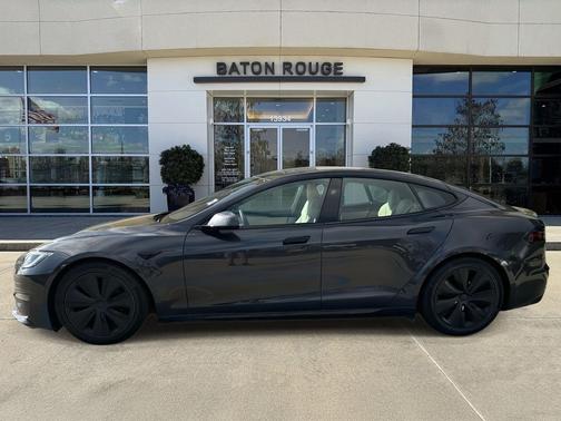 2024 Tesla Model S Base