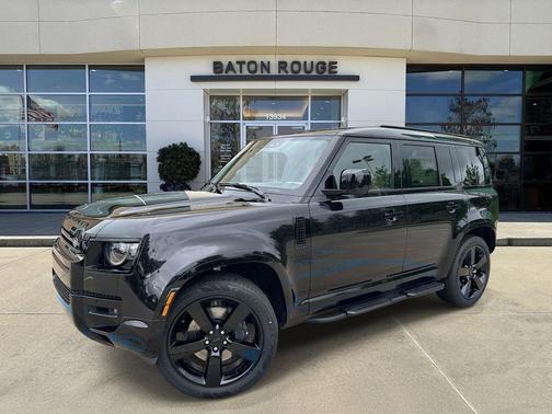 Santorini Black 2026 Land Rover Defender P400 X-Dynamic SE