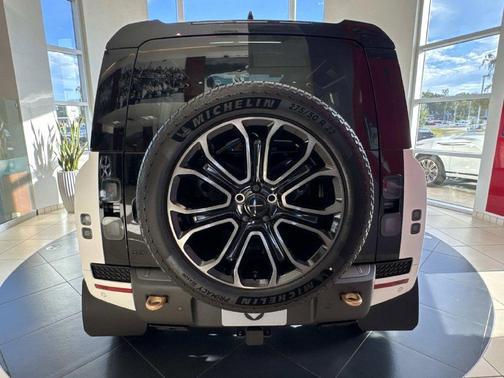 Fuji White 2026 Land Rover Defender OCTA