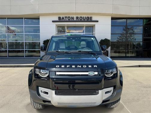 2025 Land Rover Defender P300