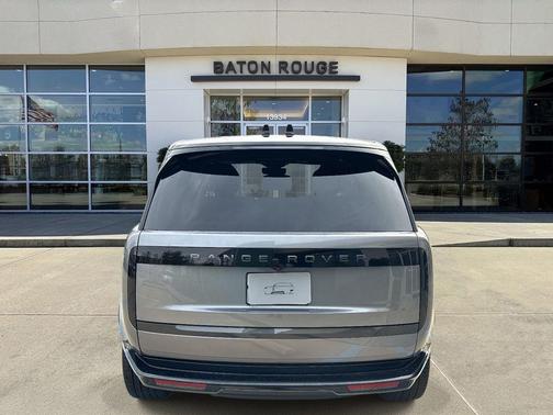 2026 Land Rover Range Rover P400 SE