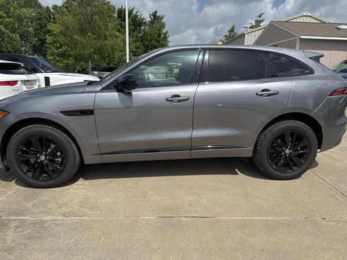 2025 Jaguar F-PACE P250 R-Dynamic S
