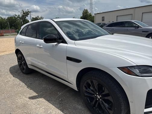 2025 Jaguar F-PACE P250 R-Dynamic S