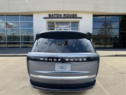 2025 Land Rover Range Rover P550e Autobiography