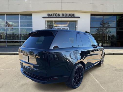 2026 Land Rover Range Rover P400 SE